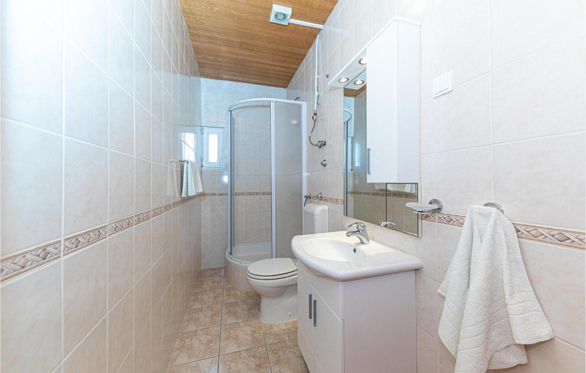 Gorgeous Apartment In Marina With Wifi Ngoại thất bức ảnh