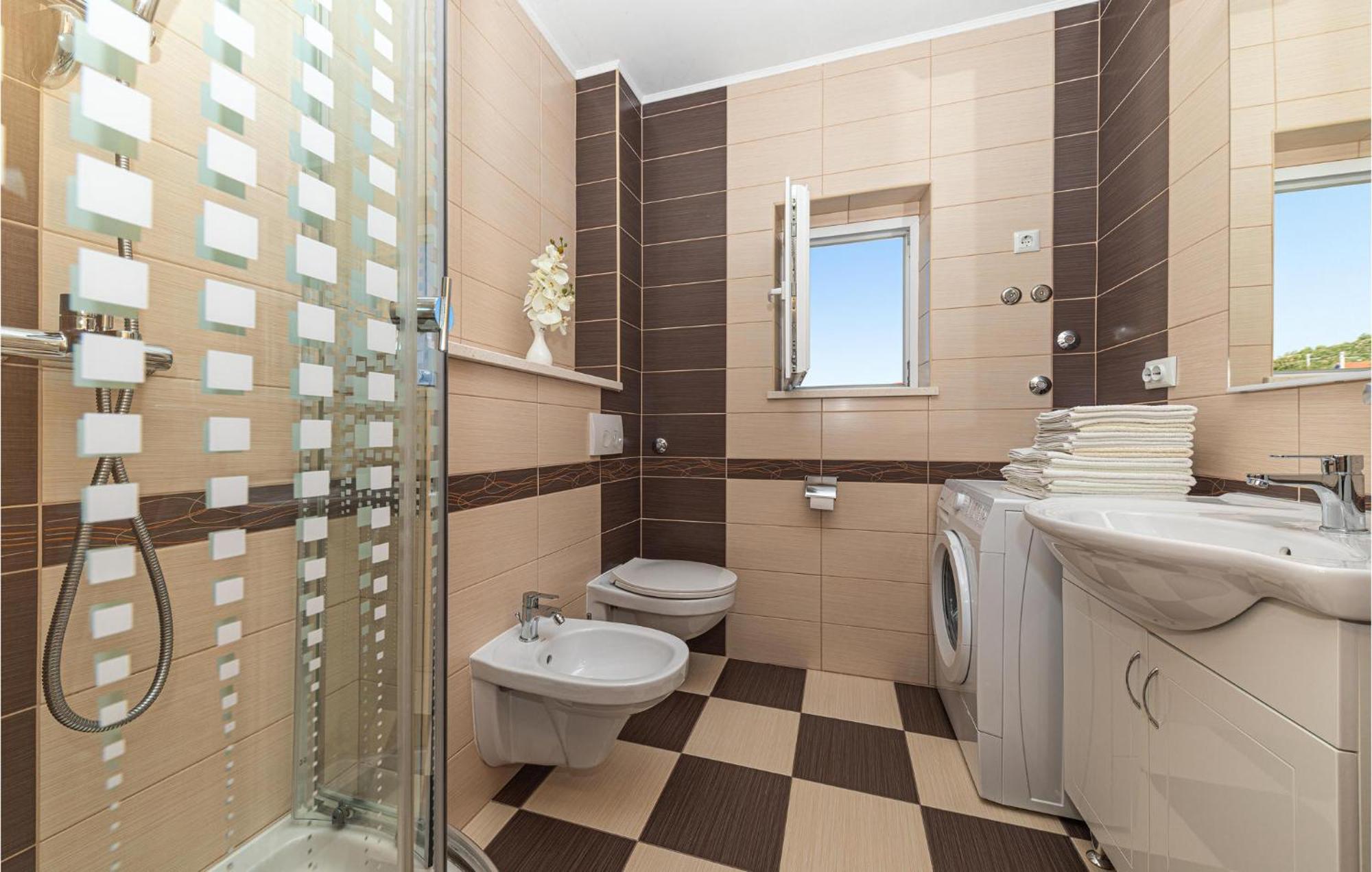 Gorgeous Apartment In Marina With Wifi Ngoại thất bức ảnh